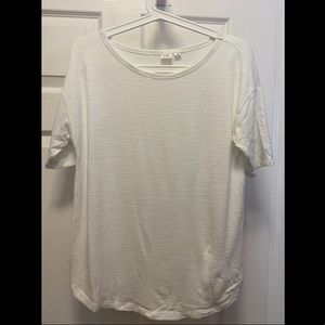 Gap tee